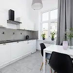 Apartamento 1-bedroom - 65 Dluga Street