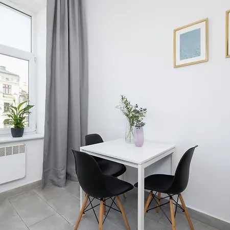 Apartament 1-Bedroom Apartment - 65 Długa Street *