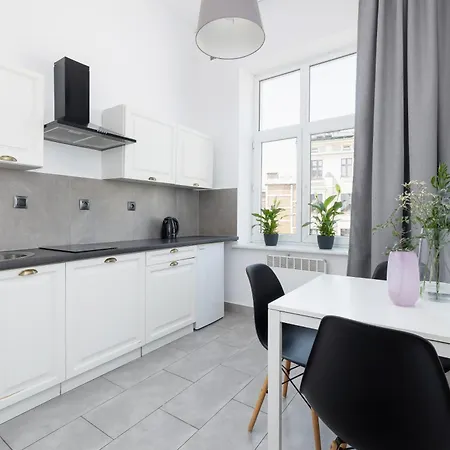Apartament 1-Bedroom Apartment - 65 Długa Street